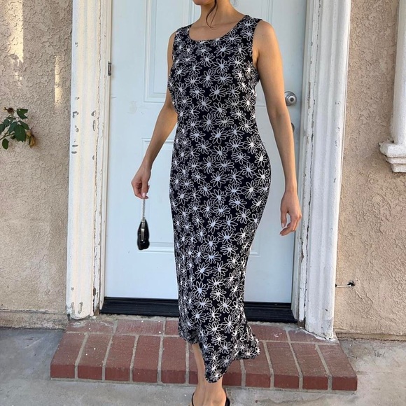 Floral maxi dress - Picture 3 of 5